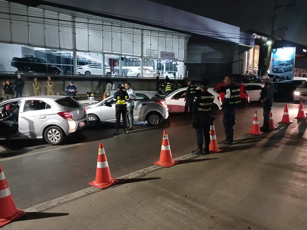 Lei Seca em Várzea Grande: 40 veículos removidos e seis prisões